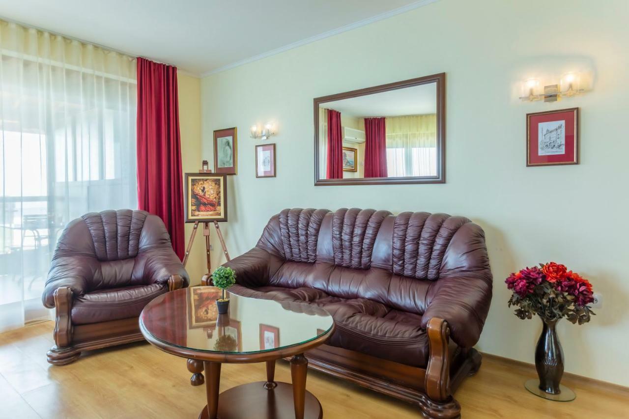 La Casa Primorsko Appartement Buitenkant foto