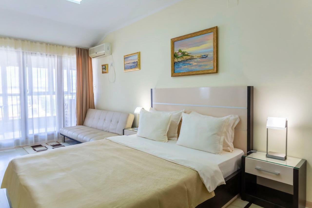 La Casa Primorsko Appartement Buitenkant foto