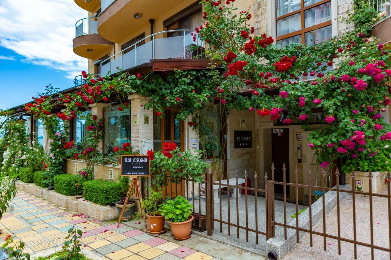La Casa Primorsko Appartement Buitenkant foto