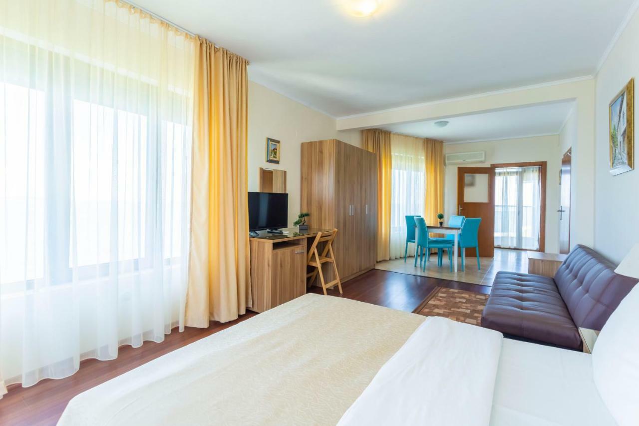 La Casa Primorsko Appartement Buitenkant foto