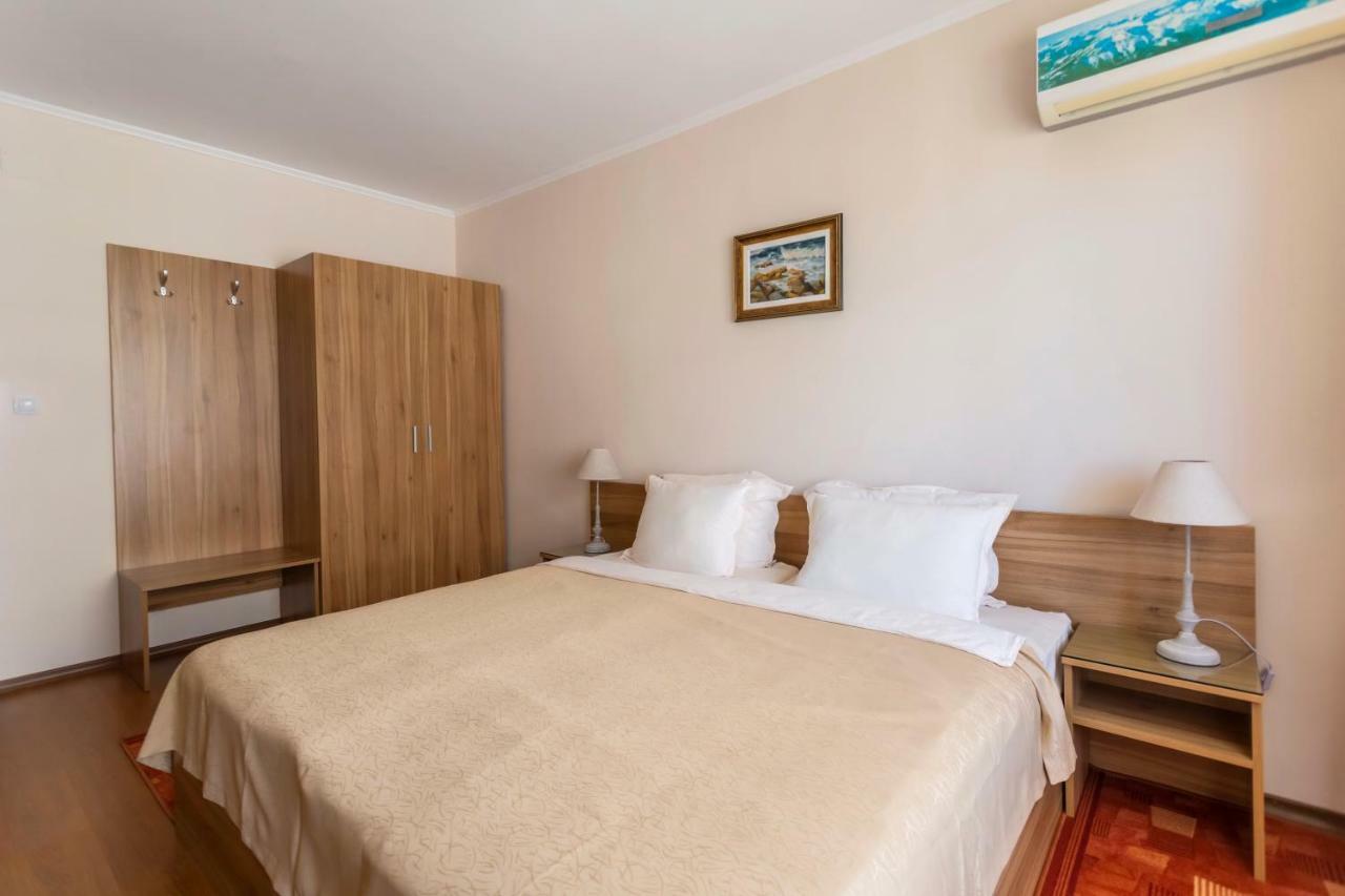 La Casa Primorsko Appartement Buitenkant foto